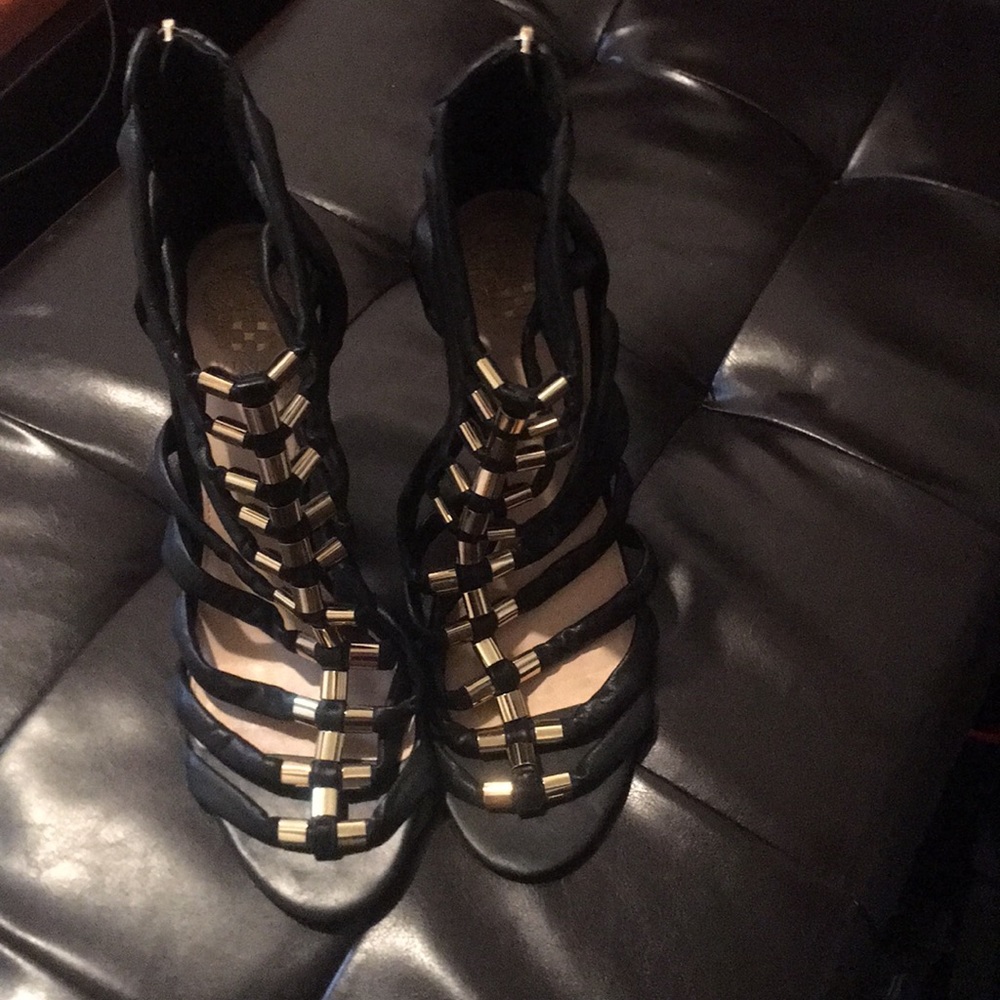 Vince Camuto